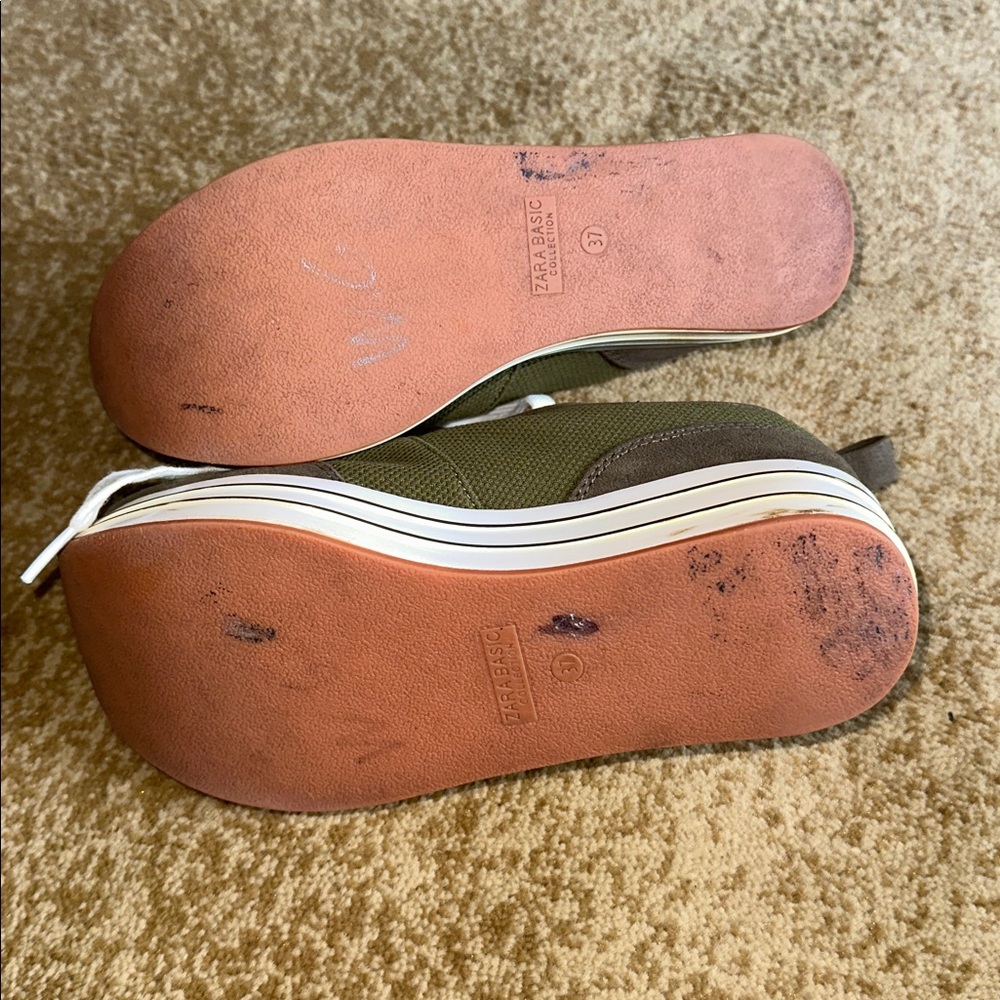 ZARA Basic collection Green and White Platform Sn… - image 9